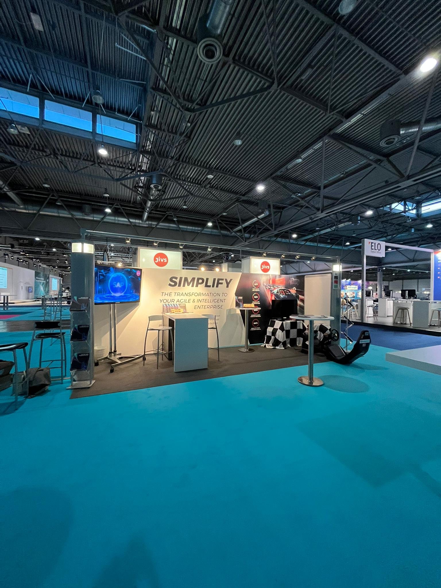 booth_set up-2022-10-10-11-37-53 2